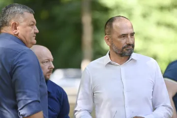 Peternel 'udario' na vodič za nastavnike: 'ZDS nije isto &scaron;to i Holokaust'