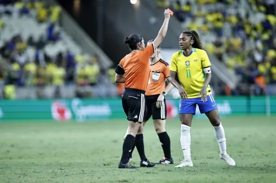 Potpuni kaos na prijateljskoj: Brazilke protiv Amerikanki dobile osam crvenih