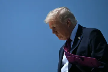 Hoće li Iran pokvariti Trumpov 80. rođendan? SAD najavio kraj rata, iz Teherana stigao hladan tu&scaron;