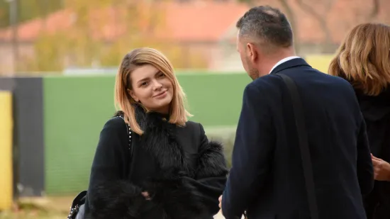 Ella Dvornik zagonetnom objavom poljupca ponovno rasplamsala znatiželju