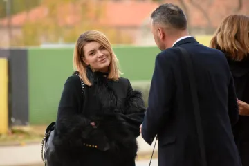 Ella Dvornik zagonetnom objavom poljupca ponovno rasplamsala znatiželju