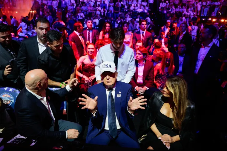 Izgled Barrona Trumpa na UFC spektaklu izazvao lavinu komentara: 'Treba li mu pomoć?'