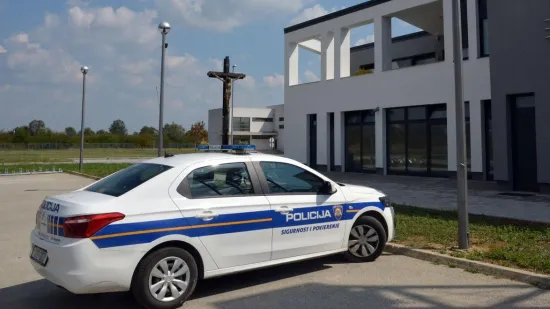 Biv&scaron;i Vucin tjelohranitelj 'Arkan' gađao ljude kamenjem ispred crkve: 'Otići ću po pi&scaron;tolj'