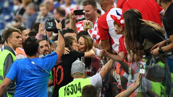 Samozatajna supruga hrvatskog kapetana: Mnogi ne znaju čime se bavila prije braka s Modrićem