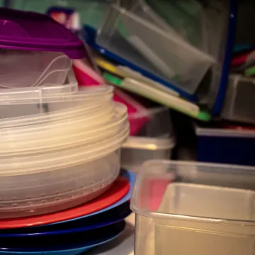 Ne bacajte stare plastične posude: Sedam pametnih ideja za njihovu novu namjenu