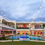 Dva lica Fidžija: Dok se u 'Survivoru' bore za život, pored njih odjekuju zabave 'Love Islanda'