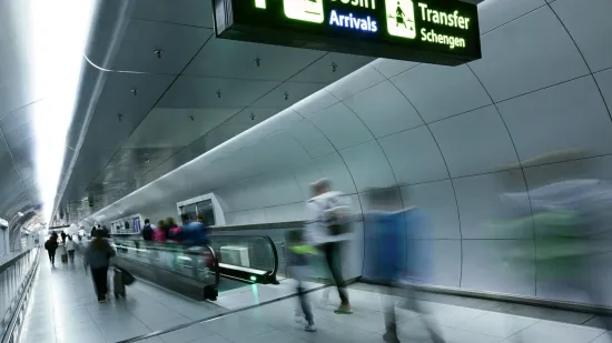 Europa ubrzava vraćanje ilegalnih migranata: 'Moći će se premjestiti u posebne centre'