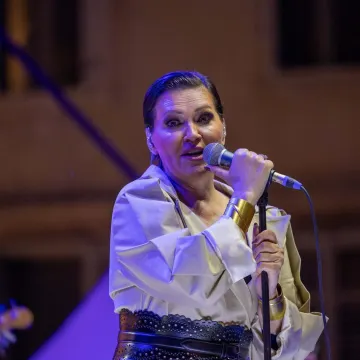 Nina Badrić uoči utakmice poslala poruku Vatrenima, a pažnju ukrao njezin mali prijatelj