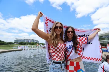 Hrvatska navijačica plijeni pažnju u Dallasu: 'Muža sam ostavila kući'