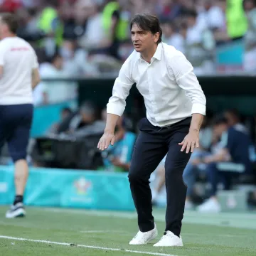 Navijači podržali sastav: Javili se PSV i FC Dallas i odu&scaron;evili porukama za Peri&scaron;ića i Musu