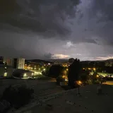 Nevrijeme pogodilo Zagreb, pogledajte snimku: 'Izgleda zlosutno i zamračilo se'