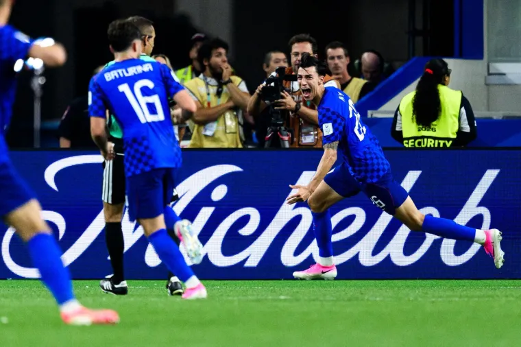 Hrvatska otvorila prvenstvo porazom od Engleske: Vatreni dobro parirali pa se ugasili