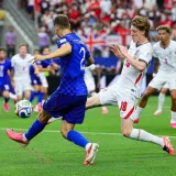 Sve pucalo od nervoze: Stani&scaron;ić 'zagrmio' na suigrače, Tuchel u&scaron;ao u raspravu sa svojim