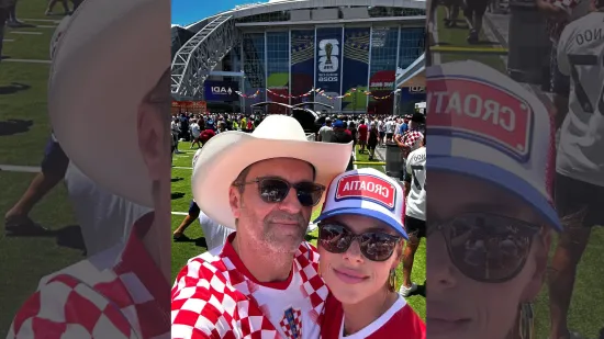 Jelena Perčin i Ante Gelo bodrili Vatrene iz srca Teksasa: Omiljeni par javio se sa Svjetskog prvenstva!