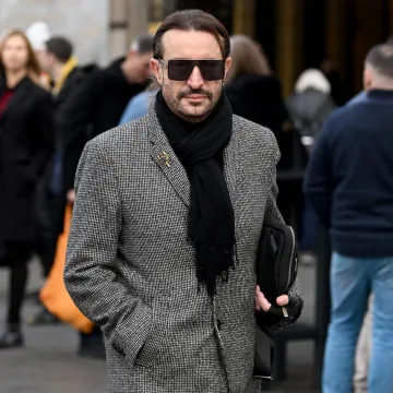 Slavlje u obitelji Mladena Burnaća: Uz novi album stiglo i drugo unuče, odao ime i spol