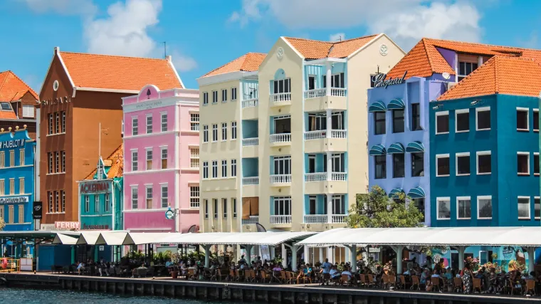 Jeste li čuli za Cura&ccedil;ao? Otok je to plavog pića, ali i nogometnog čuda