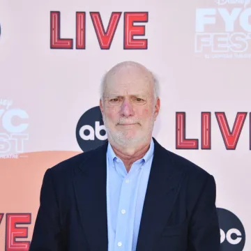 Preminuo James Burrows, legendarni redatelj 'Prijatelja' i drugih serija