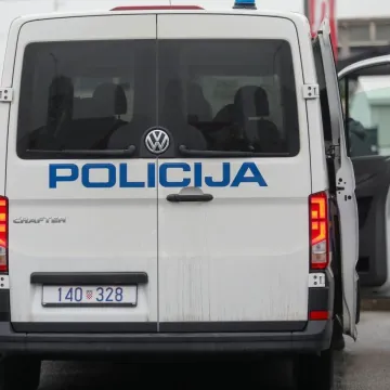 Te&scaron;ka prometna u Dubravi: Vozač poginuo, policija traži pomoć građana