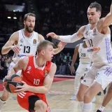 Hezonja se oprostio od &scaron;efa uz poruku koja je nasmijala navijače: 'Odgovori na poruke ponekad..'