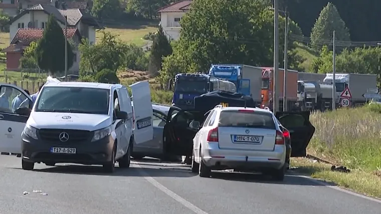 Tragedija u susjedstvu: Troje mrtvih u lančanom sudaru, pojavile se snimke
