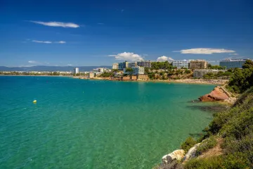 Velika tragedija na plaži! Skok sa stijena trojicu dječaka odnio ravno u smrt