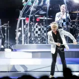 Rod Stewart kolabirao na pozornici, dru&scaron;tvenim mrežama &scaron;iri se snimka