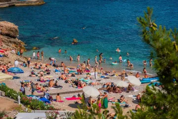 Turisti navalili na Hrvatsku: Evo odakle je stiglo najvi&scaron;e gostiju