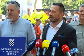 Okr&scaron;aj u Brezovici! Mu&scaron;karac dobacivao Peternelu, ovaj mu uzvratio: 'Ubili ste dovoljno ljudi'