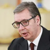 Vučić stao pred novinare pa ispalio: 'Jedva čekam ići u zatvor, neka dođe FBI'