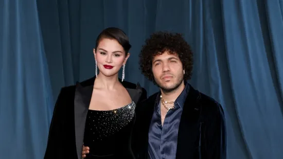 Suprug Selene Gomez obrijao pola glave, obožavatelji u nevjerici poručuju: 'Spasite je'