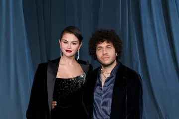 Suprug Selene Gomez obrijao pola glave, obožavatelji u nevjerici poručuju: 'Spasite je'