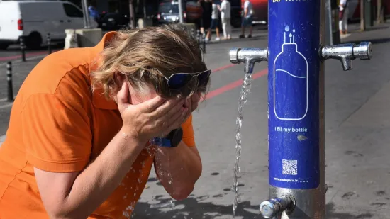 Sru&scaron;eni svi rekordi, Europa ide na 45 &deg;C! U Francuskoj 40 mrtvih, uzbune od Italije do Britanije