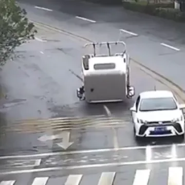 Nećete vjerovati &scaron;to se dogodilo ovom vozaču