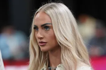 Zaručila se 'najzgodnija nogometa&scaron;ica': Prije ljubavi s &lsquo;Love Island&rsquo; zvijezdom ljubila djevojke