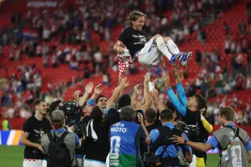 Legendarni Vatreni čestitali Modriću: Pogledajte emotivne poruke za hrvatskog kapetana
