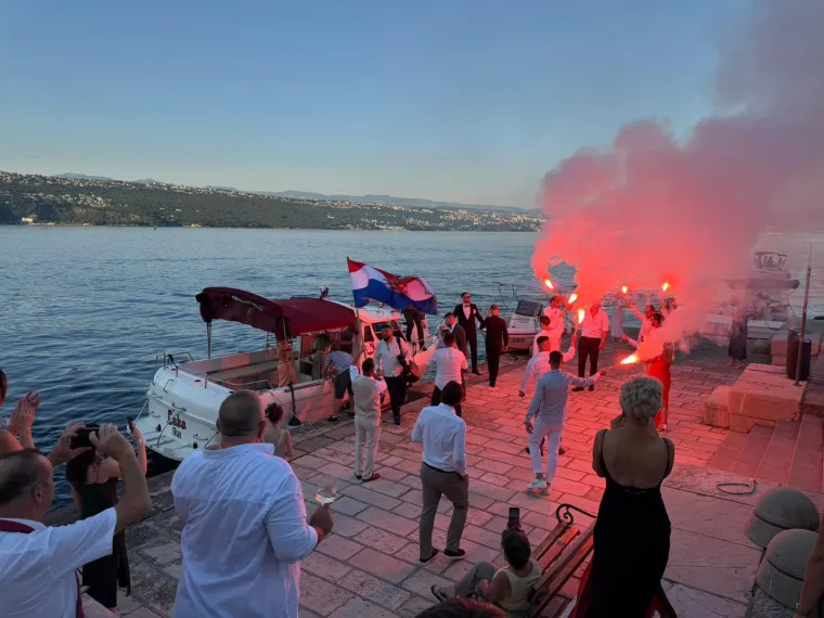 Hrvatski rukometa&scaron; oženio ljubav svog života: Vjenčanje kao iz bajke, o ovome će dugo pričati