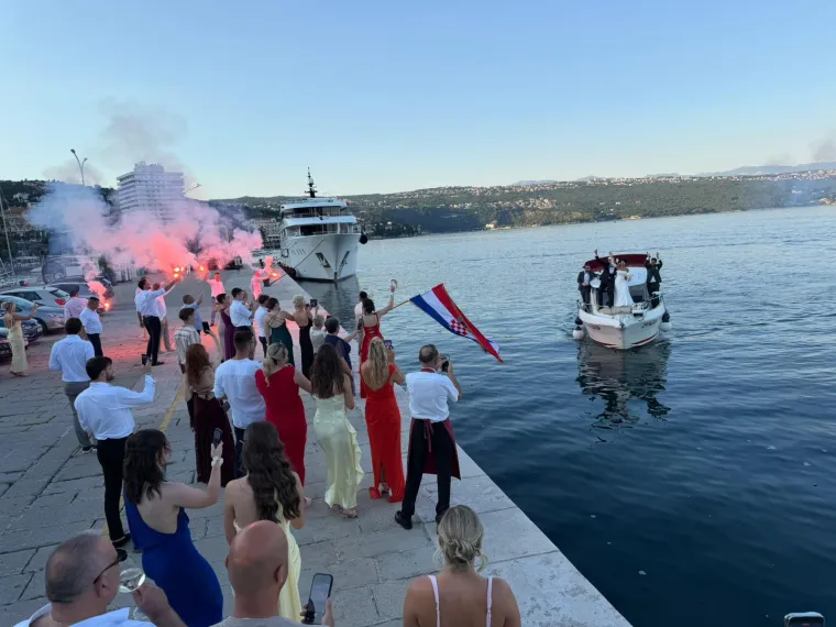Hrvatski rukometa&scaron; oženio ljubav svog života: Vjenčanje kao iz bajke, o ovome će dugo pričati