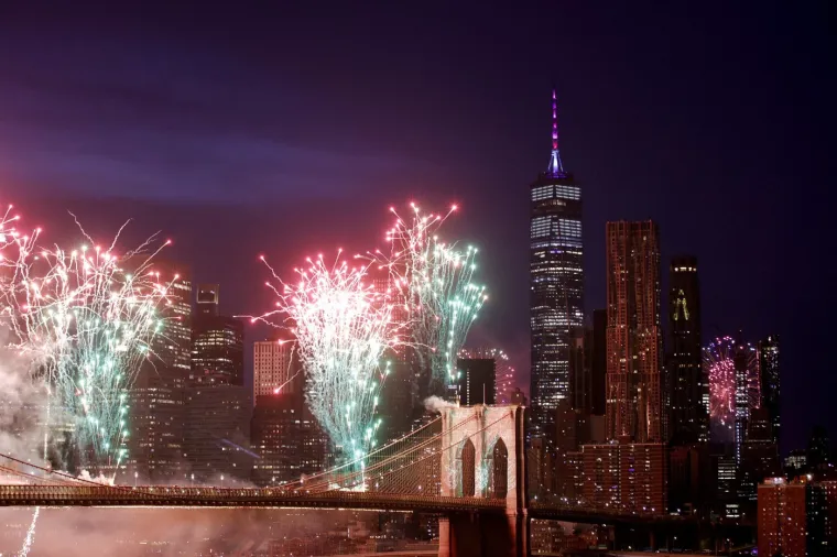 Brooklyn most u plamenu tijekom velike proslave, pojavila se snimka požara