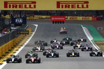 Može li talijanski fenomen nastaviti grabiti ka tituli ili će Lewis Hamilton iskoristiti domaću stazu