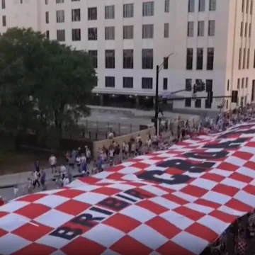 Veličanstvena hrvatska zastava iz Amerike se vraća kući, ali prijateljstvo ostaje zauvijek