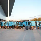 Navijači Osijeka održali prosvjed ispred Opus Arene u znak podr&scaron;ke legendi kluba