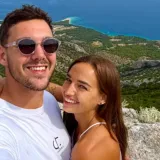 Kakav pogled! Karlo i Kaja iz 'Gospodina Savr&scaron;enog' zaljubljeno pozirali s Vidove gore na otoku Braču