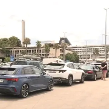 &Scaron;pica sezone u punom mahu: Kroz splitsku trajektnu luku pro&scaron;lo 65 tisuća putnika