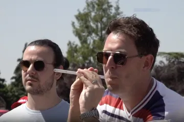 Ovo jo&scaron; niste vidjeli! Pogledajte kako izgleda prvenstvo u gađanju gra&scaron;kom