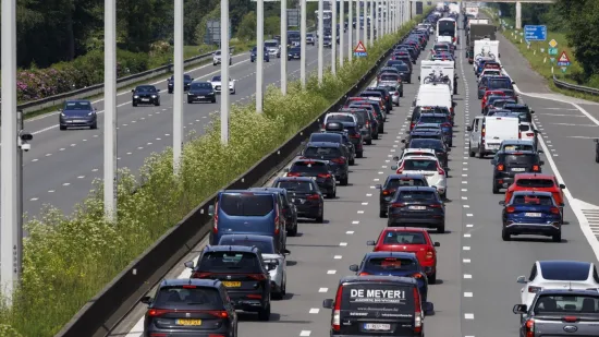 Kraj besplatnih autocesta: Jedna europska zemlja uvodi vinjete za sve vozače
