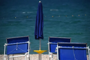 Srpkinja ukrala suncobran i ležaljke u Dalmaciji: Protjerali je iz zemlje