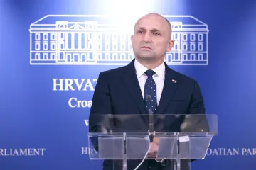 Anu&scaron;ić najavio otkaz uhićenom biv&scaron;em &scaron;efu nabave MORH-a: 'Na vrijeme smo reagirali'