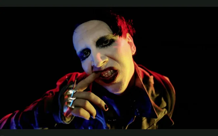 Manson nastupio u Areni, vani odjekivala molitva, a on poručio: 'Ne volim drogu, ona voli mene'