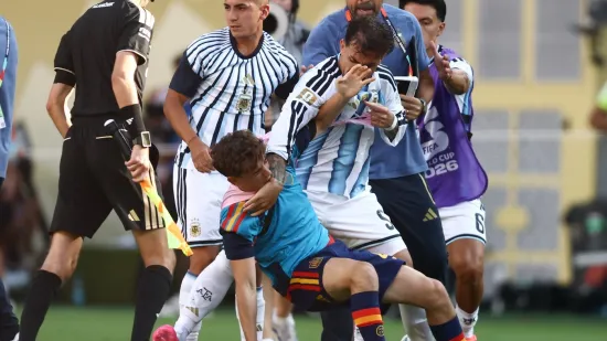 Argentinskom veznjaku nije upisan crveni karton, ali prijeti mu stroga kazna