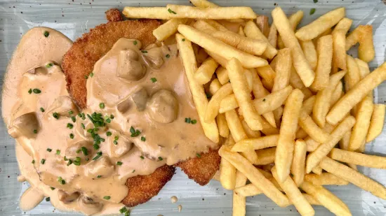 Te&scaron;ko mu je odoljeti: Recept za pohani pileći odrezak koji svi žele probati
